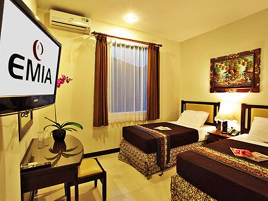 Emia Hotel Bandung Ruang foto